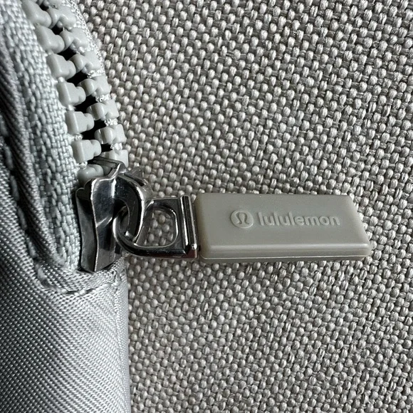 Lululemon Beige Wristlet Pouch + Never Lost Keychain Strap - Picture 6 of 12